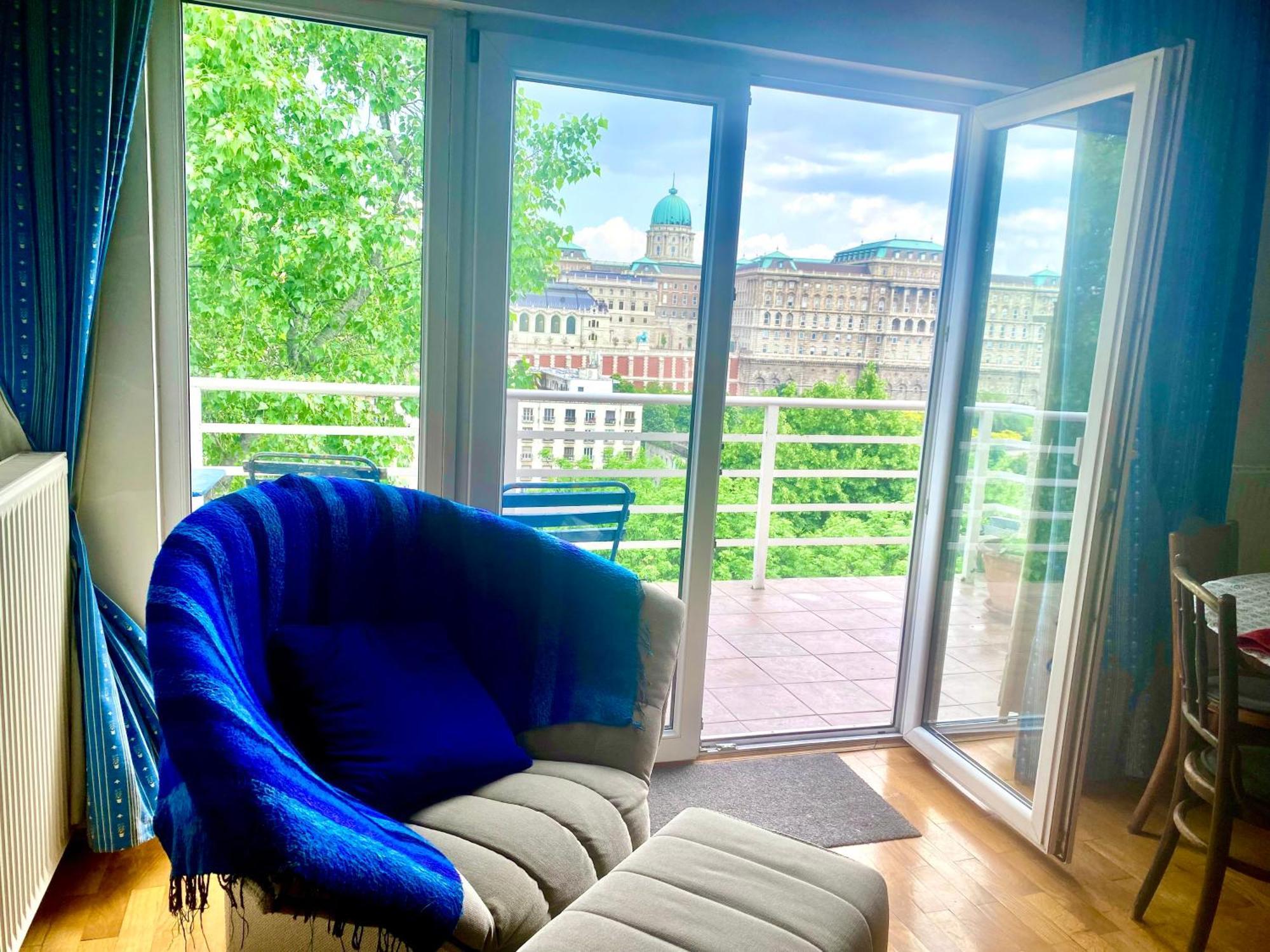 Luxury View To The Castle Apartman *